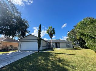 313 Azincourt Ln, Kissimmee, FL 34759