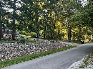673 Lakeshore Dr, Mammoth Cave, KY 42259