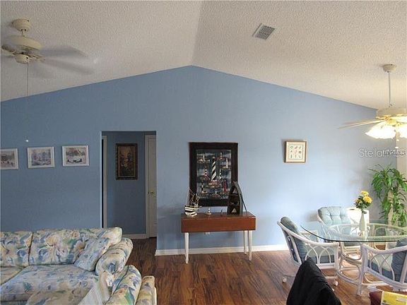 5th image of 743 Artesia Ave