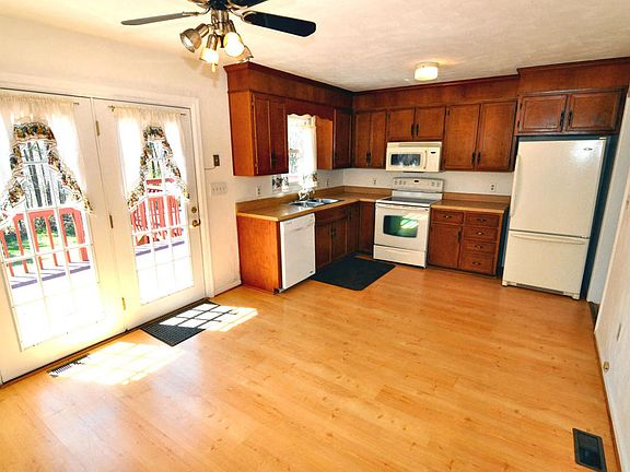5th image of 106 Wenwood Dr