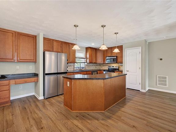 4th image of 5529 Taylors Walke Ln