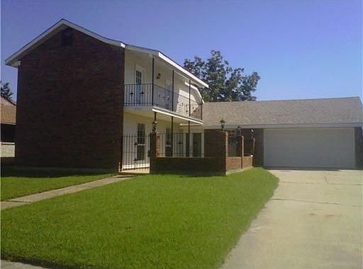 3rd image of 12921 Chanelle Ct