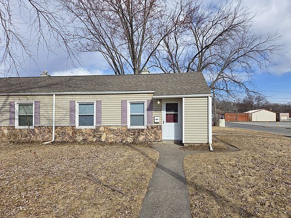2nd image of 3804 Johnson Ave #3804