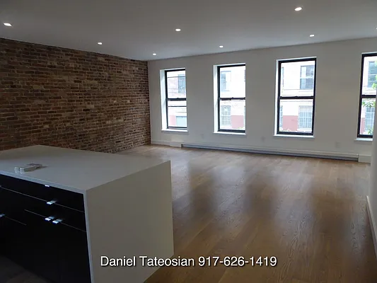 Rented by MQ Realty LLC | media 16