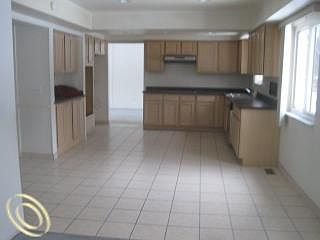 4th image of 3769 Meadowbrook Dr
