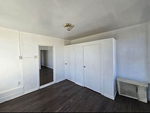 2nd image of 2095 Mohegan Ave #5T