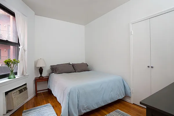 Sold by Stribling | media 22