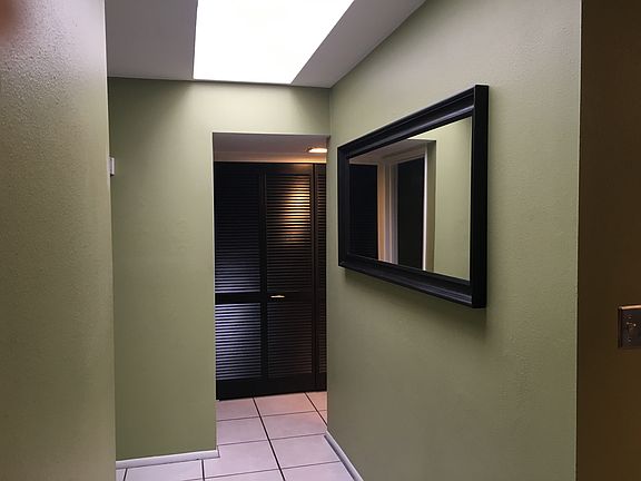5th image of 1603 E Gardenia Ave