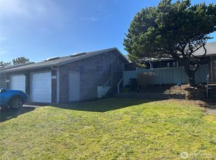 31615 G St, Ocean Park, WA