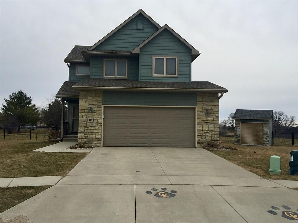 1st image of 510 Pine Brooke Dr