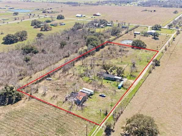 1224 County Road 32, Angleton, TX 77515