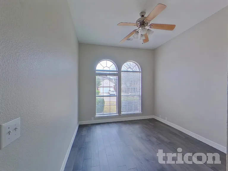 4021 Chinaberry Dr — Photo 13