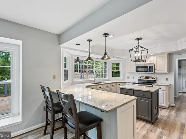 2164 Aquia Dr, Stafford, VA 22554