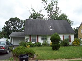 20 Buckeye Ln, Willingboro, NJ 08046
