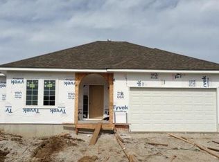 4788 SW Leafwing Dr, Lees Summit, MO 64082