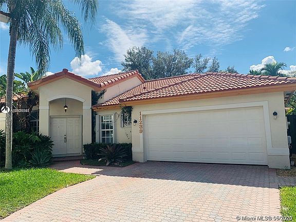 4th image of 11239 NW 58th Ter