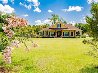 16041 2nd Ave, Silverhill, AL 36576