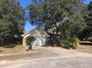 2778 Oakey Ct, Navarre, FL 32566