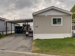 99 Arbour Lake Rd NW #106, Calgary, AB T3G4E4