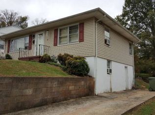 223 S Raleigh Ct, Danville, VA 24540