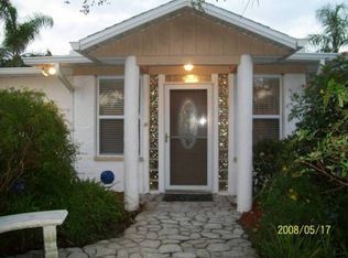 126 E Osceola Ln, Cocoa Beach, FL 32931