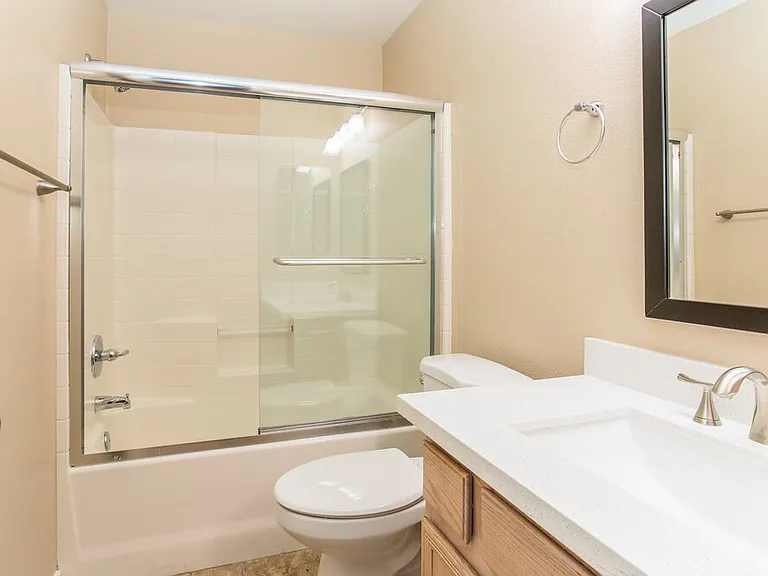 4026 W Red Coach Ave — Photo 8