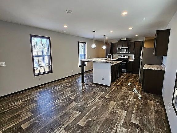 3rd image of 4610 W Oleanna Pl