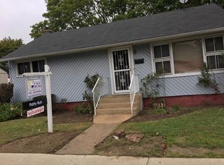 3338 Great Neck Rd, Copiague, NY 11726