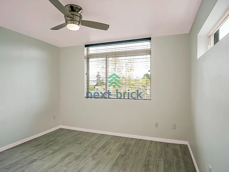 1128 N 90th St #B — Photo 17