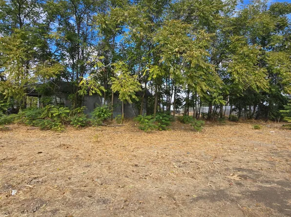 2391 S Nicholas Ave, Fresno, CA 93706