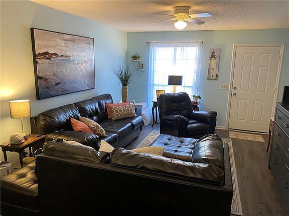 4th image of 714 A & B Wren Dr