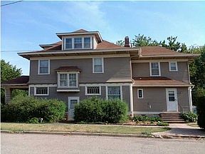 2nd image of 802 S Washington Ave