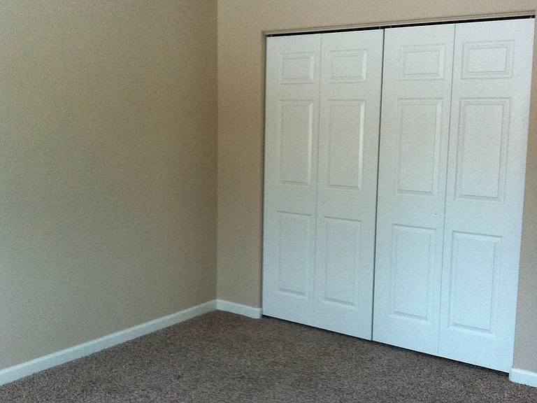 2307 W Eagles Nest Cir — Photo 5