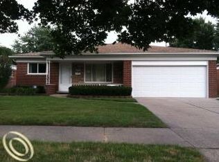 27940 Walker Ave, Warren, MI 48092