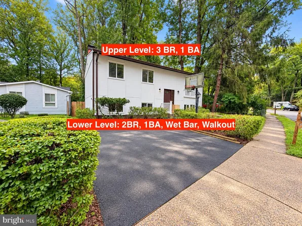 2368 Old Trail Dr, Reston, VA 20191