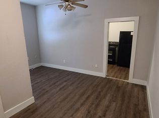 614 NW 22nd St #C, Fort Worth, TX 76164