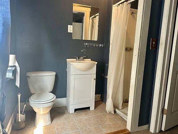 5th image of 1448 Chestnut St