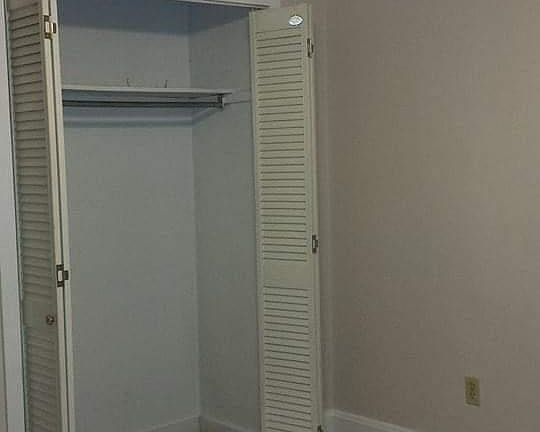 5th image of 104 N Catherine St