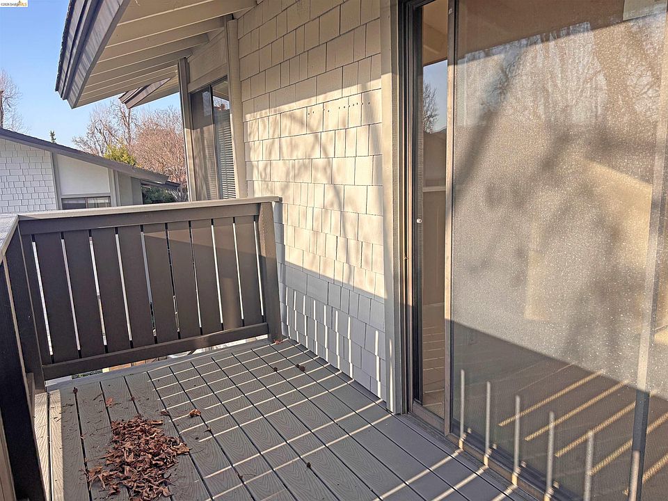1st image of 1427 Marchbanks Dr APT 3