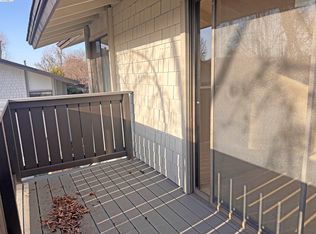 1427 Marchbanks Dr APT 3, Walnut Creek, CA 94598