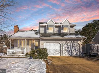 11217 Meadfield Dr, Bealeton, VA 22712