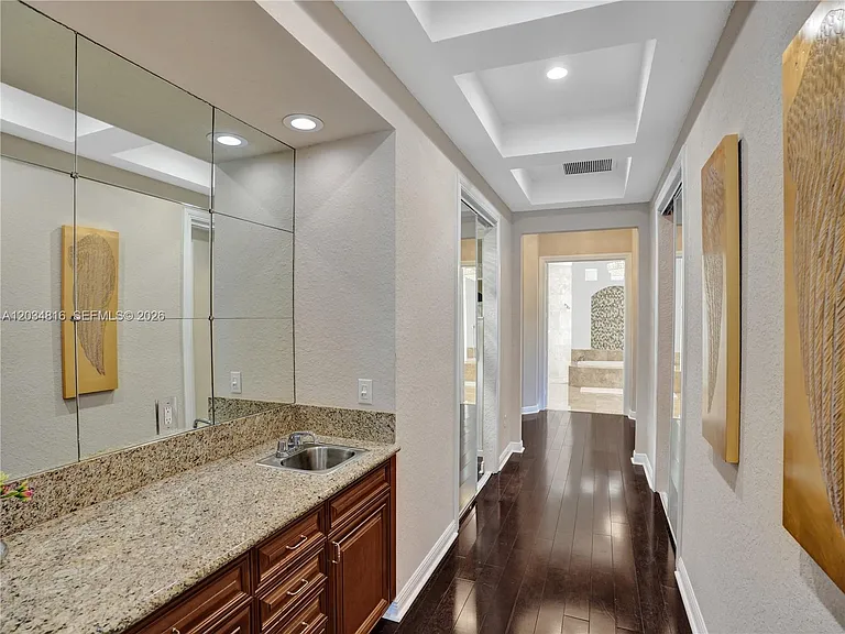 14321 Jockey Cir N — Photo 29