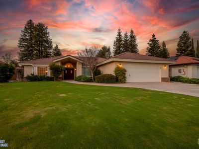 7408 Feather River Dr, Bakersfield, CA, 93308