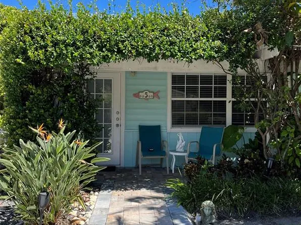 1603 Gulf Dr N #5, Bradenton Beach, FL 34217