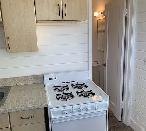 5th image of 3737 E 5th St APT 05
