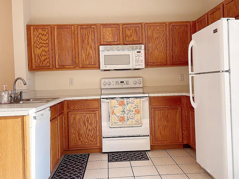 12748 Country Brook Ln — Photo 6