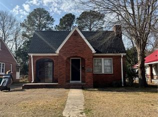 409 Carthage Rd, Lumberton, NC 28358