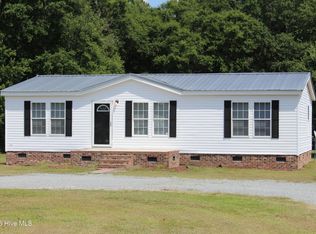 108 Country Farm Lane, Beulaville, NC 28518