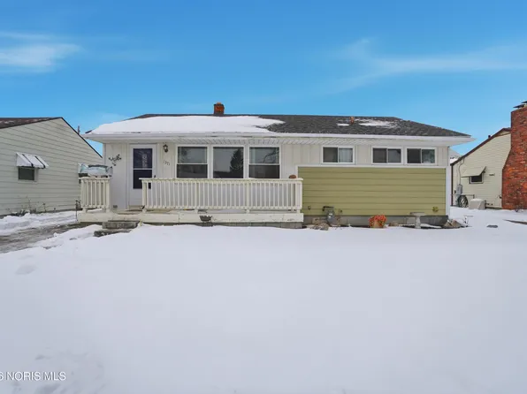 1371 Junior Dr, Maumee, OH 43537