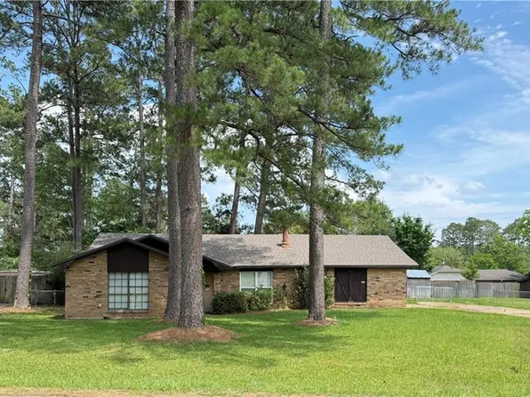 6531 Misty Ln, Pineville, LA 71360
